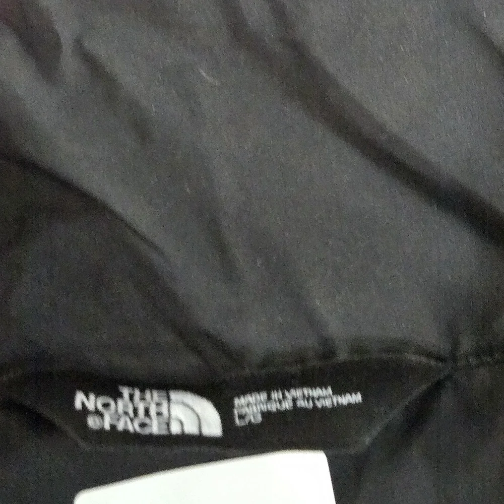 The North Face Men Jacket‎ L Black Embroidered Vest Everyday Insulated